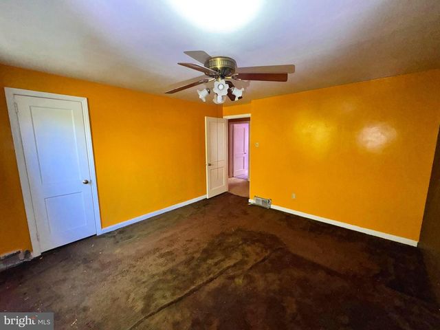519 S 4TH ST, Darby, PA 19023