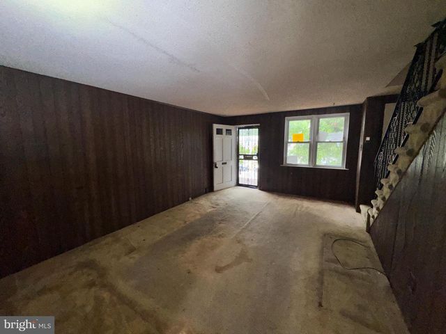 519 S 4TH ST, Darby, PA 19023