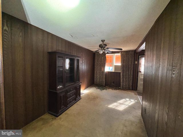 519 S 4TH ST, Darby, PA 19023