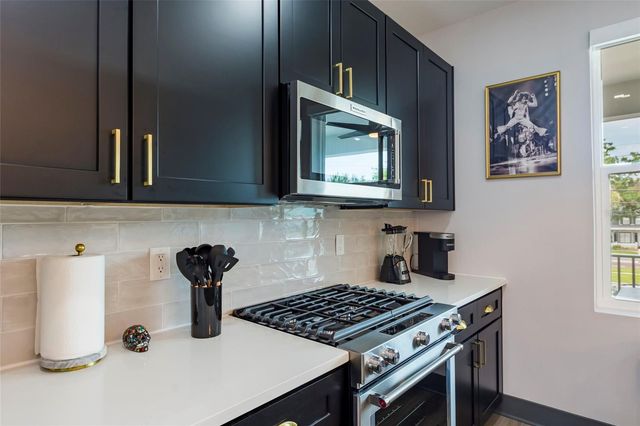 33 29TH STREET N, St Petersburg, FL 33713