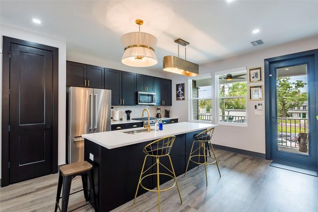 33 29TH STREET N, St Petersburg, FL 33713