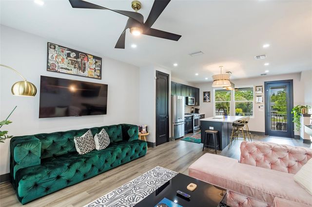 33 29TH STREET N, St Petersburg, FL 33713