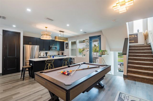 33 29TH STREET N, St Petersburg, FL 33713