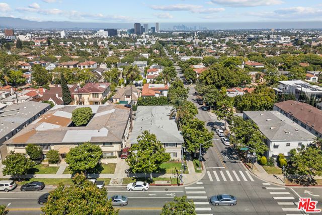 272 S Doheny Drive, Beverly Hills, CA 90211