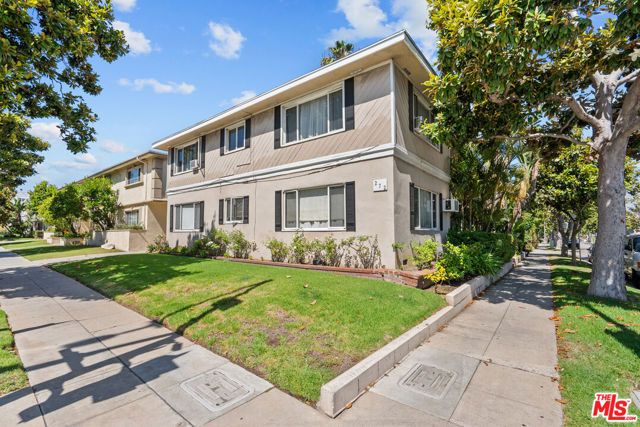 272 S Doheny Drive, Beverly Hills, CA 90211