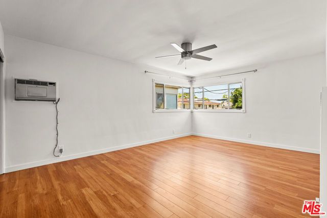 272 S Doheny Drive, Beverly Hills, CA 90211