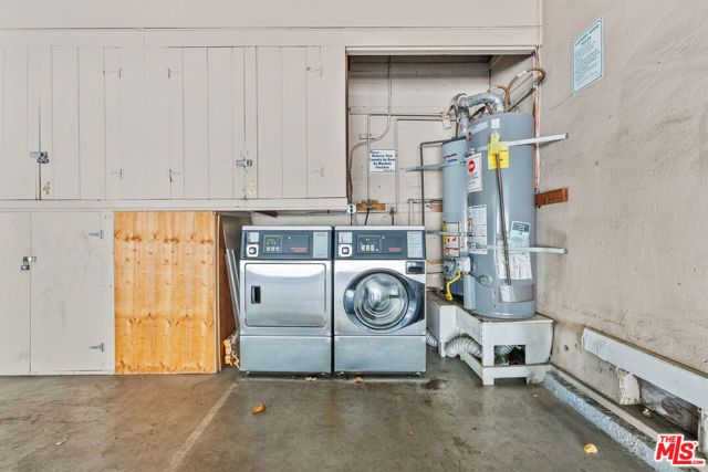 272 S Doheny Drive, Beverly Hills, CA 90211