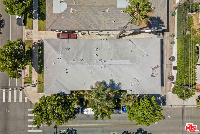 272 S Doheny Drive, Beverly Hills, CA 90211