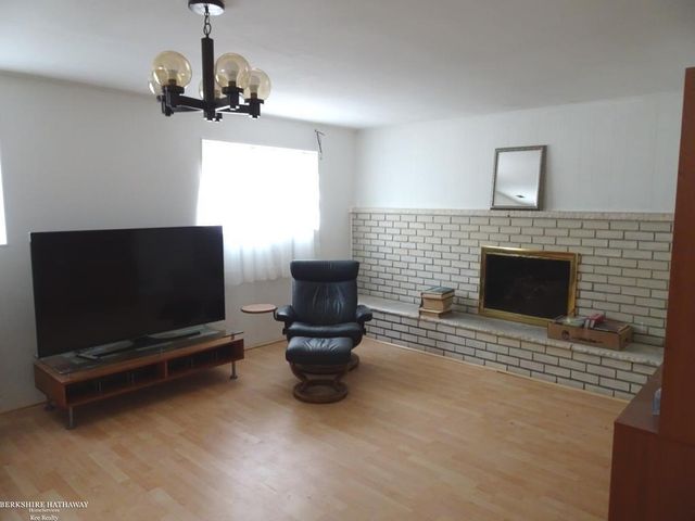11027 Dill Court, Sterling Heights, MI 48312