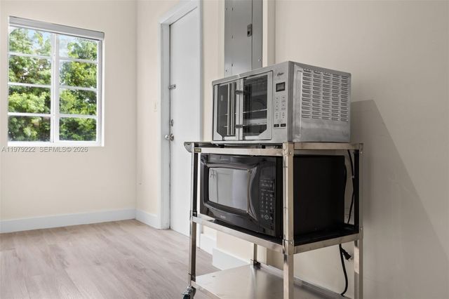 1241 14th St 4, Miami Beach, FL 33139