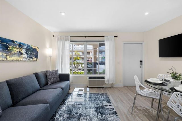 1241 14th St 4, Miami Beach, FL 33139