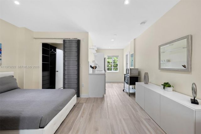 1241 14th St 4, Miami Beach, FL 33139