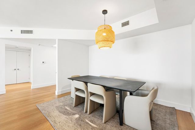 2000 ISLAND Boulevard 903, Aventura, FL 33160
