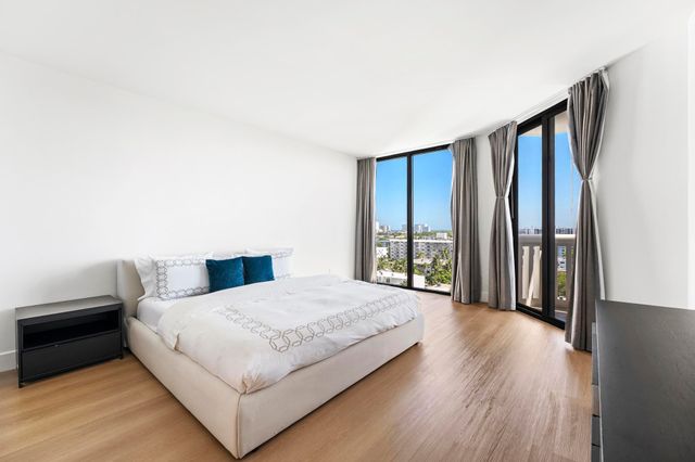 2000 ISLAND Boulevard 903, Aventura, FL 33160