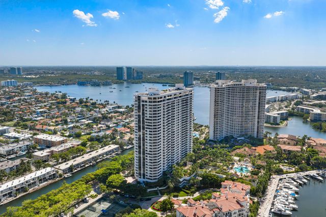 2000 ISLAND Boulevard 903, Aventura, FL 33160