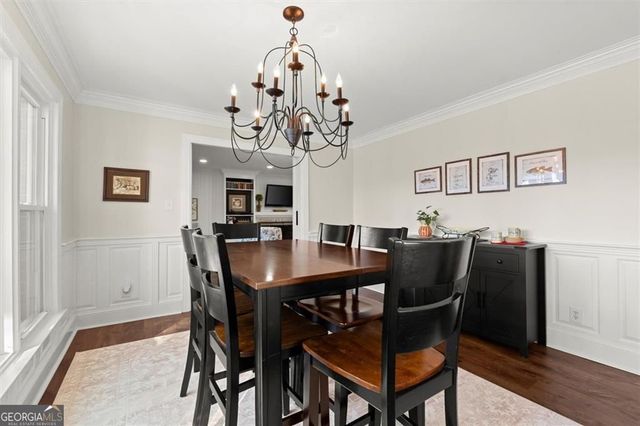 1330 Lakeshore Circle, Gainesville, GA 30501