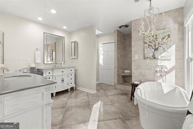 1330 Lakeshore Circle, Gainesville, GA 30501