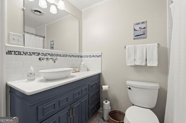 1330 Lakeshore Circle, Gainesville, GA 30501