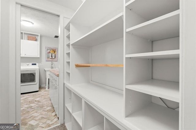 1330 Lakeshore Circle, Gainesville, GA 30501