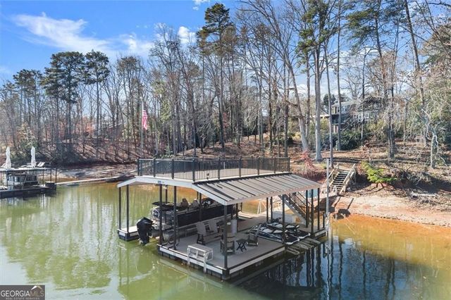 1330 Lakeshore Circle, Gainesville, GA 30501