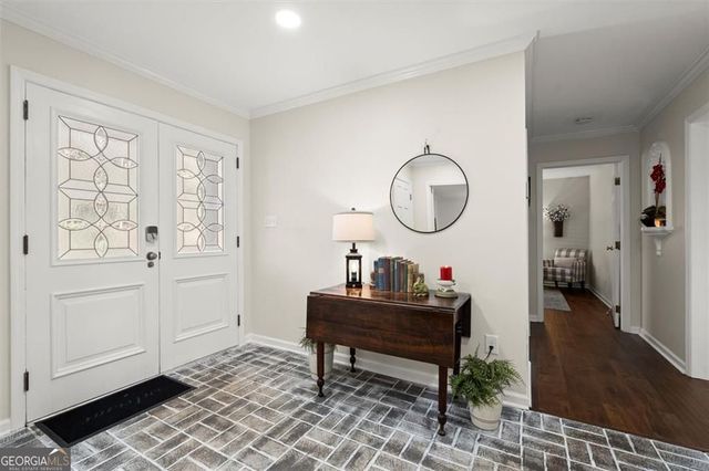 1330 Lakeshore Circle, Gainesville, GA 30501