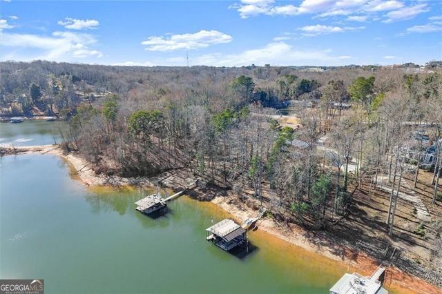 1330 Lakeshore Circle, Gainesville, GA 30501