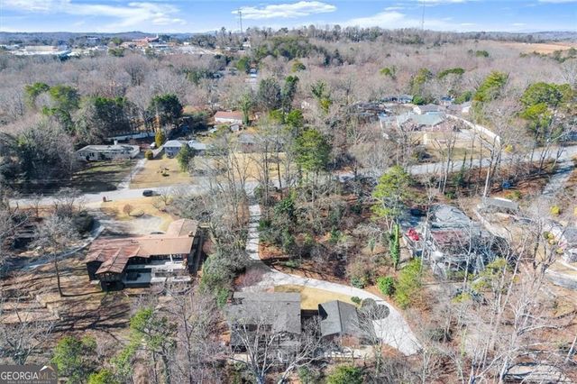 1330 Lakeshore Circle, Gainesville, GA 30501