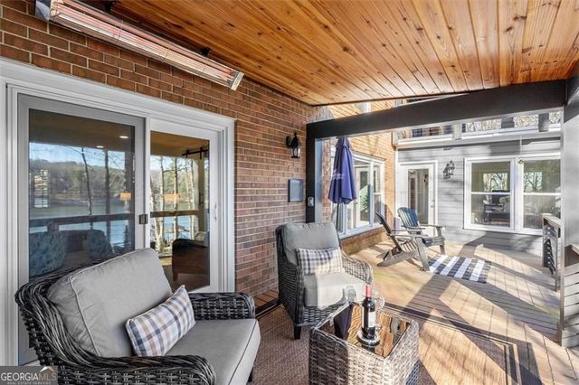 1330 Lakeshore Circle, Gainesville, GA 30501