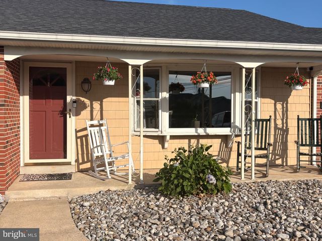 2928 NEW HANOVER SQUARE RD, Gilbertsville, PA 19525