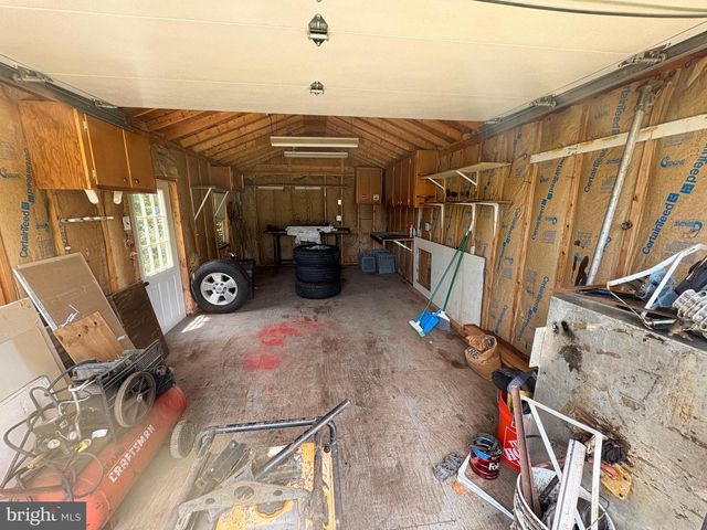 2928 NEW HANOVER SQUARE RD, Gilbertsville, PA 19525