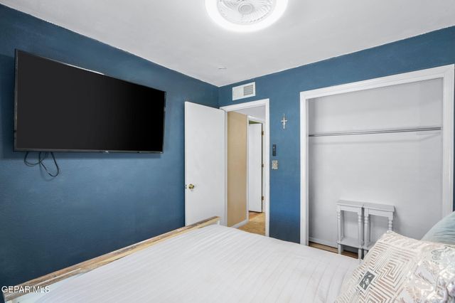 3012 SYLVAN LAKE Place, El Paso, TX 79936