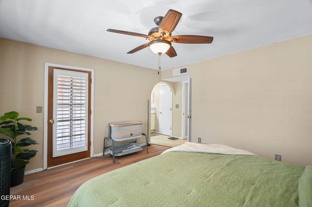 3012 SYLVAN LAKE Place, El Paso, TX 79936