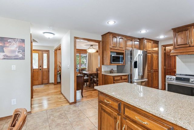 2645 ENGLEWOOD ROAD, Green Bay, WI 54311