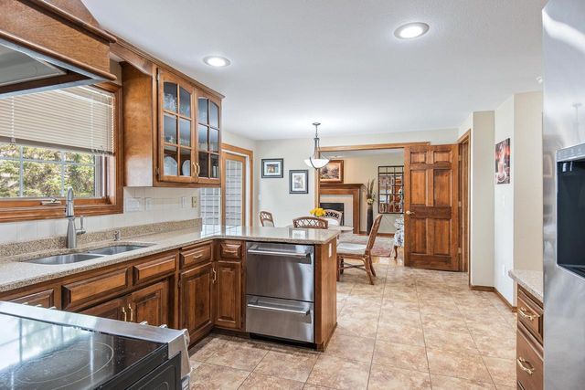 2645 ENGLEWOOD ROAD, Green Bay, WI 54311