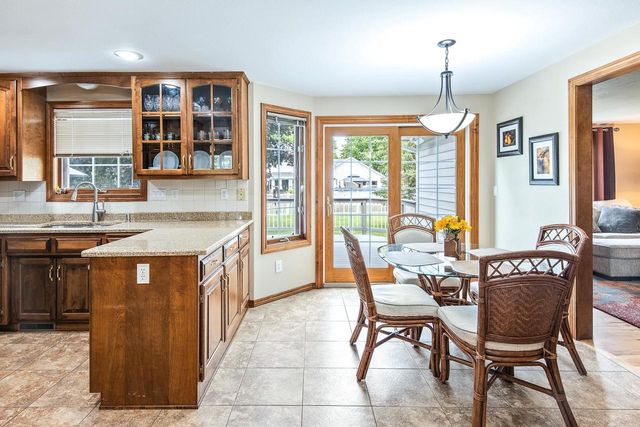 2645 ENGLEWOOD ROAD, Green Bay, WI 54311