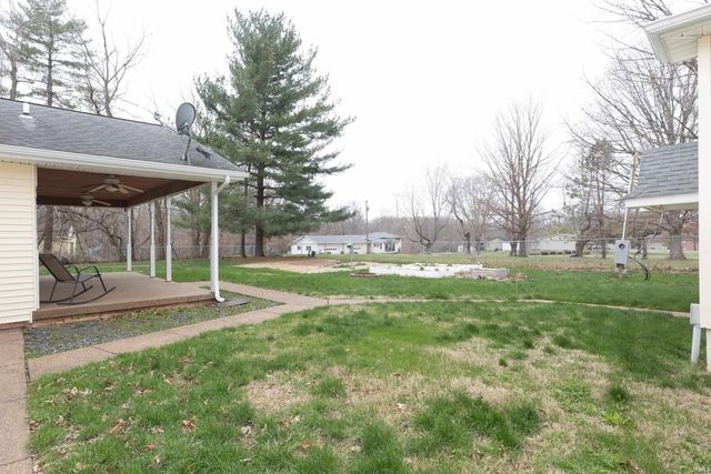 2901 Orchard Road, Evansville, IN 47720