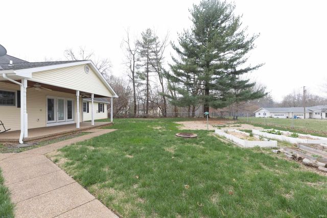 2901 Orchard Road, Evansville, IN 47720