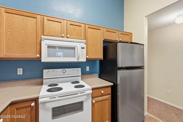 7057 S Pebble Shore Drive, Tucson, AZ 85757