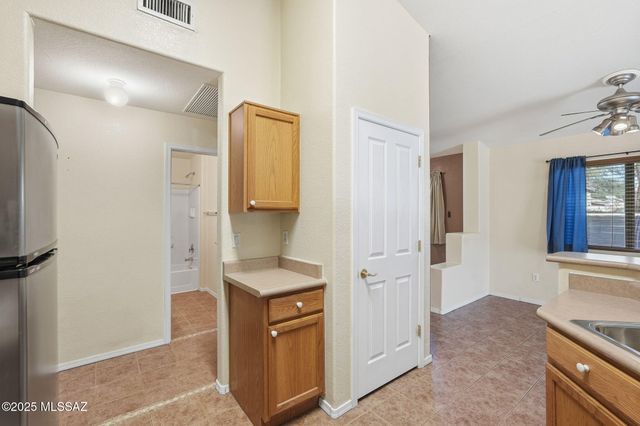 7057 S Pebble Shore Drive, Tucson, AZ 85757