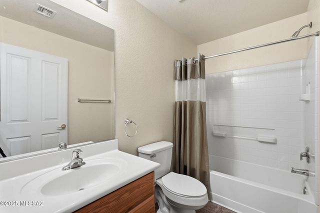 7057 S Pebble Shore Drive, Tucson, AZ 85757