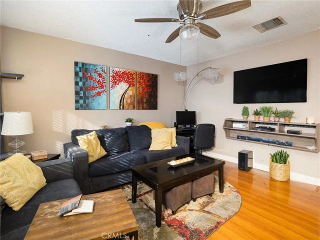 4125 Lennox Boulevard, Inglewood, CA 90304