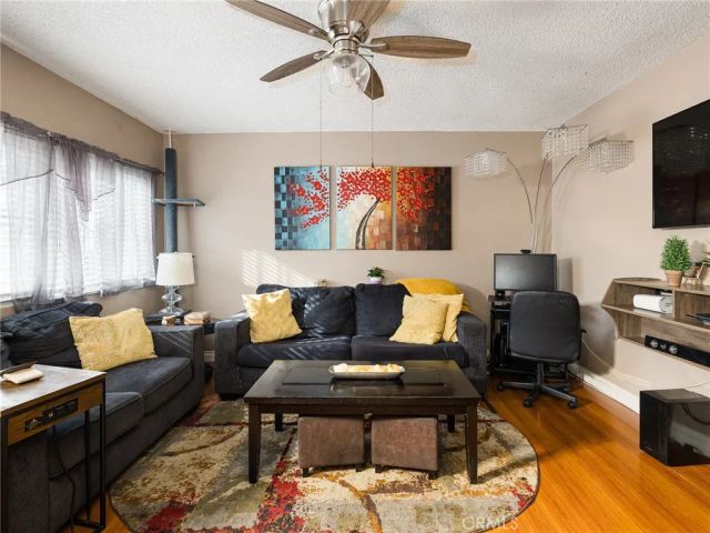 4125 Lennox Boulevard, Inglewood, CA 90304