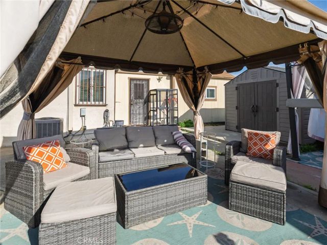 4125 Lennox Boulevard, Inglewood, CA 90304