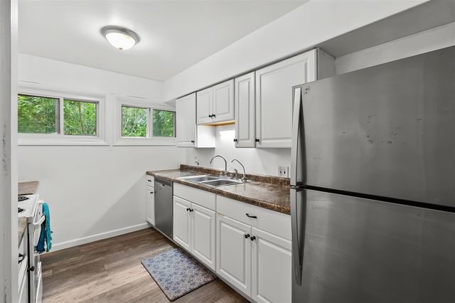 1900 Derfla Drive, Saint Joseph, MI 49085