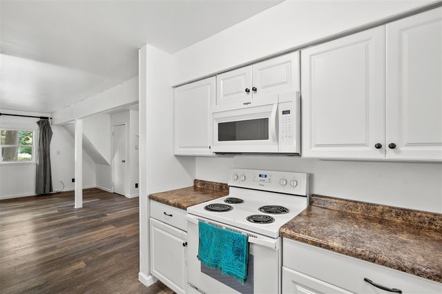 1900 Derfla Drive, Saint Joseph, MI 49085