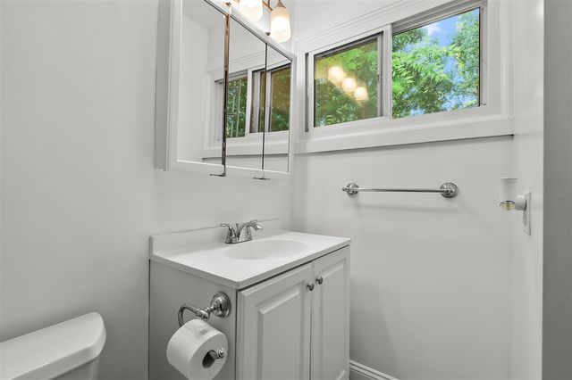 1900 Derfla Drive, Saint Joseph, MI 49085