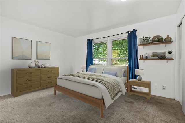 1900 Derfla Drive, Saint Joseph, MI 49085