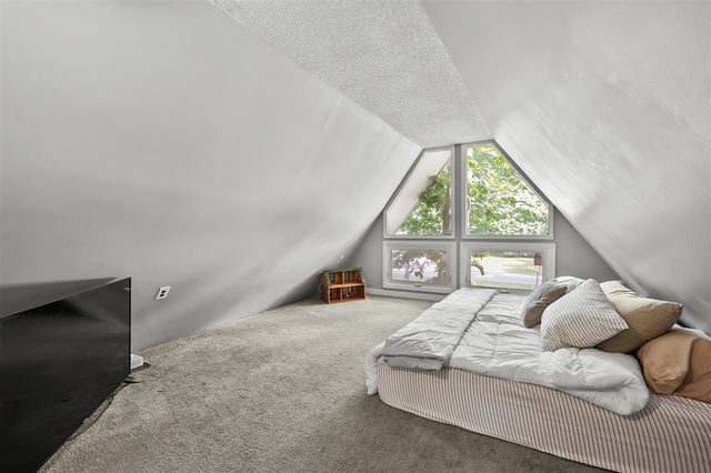 1900 Derfla Drive, Saint Joseph, MI 49085