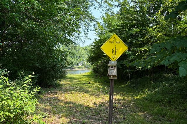 1900 Derfla Drive, Saint Joseph, MI 49085