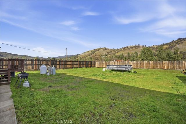 3096 Spring Valley Road, Clearlake Oaks, CA 95423